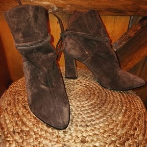 Brown suede boots. Size 10 with a 3 1/2 inch heel